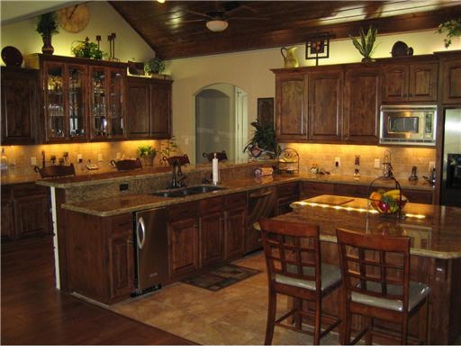 18627 Tallulah Tr, College Station, TX 77845