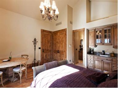 1895 Via Los Pinon, Castle Rock, CO 80104