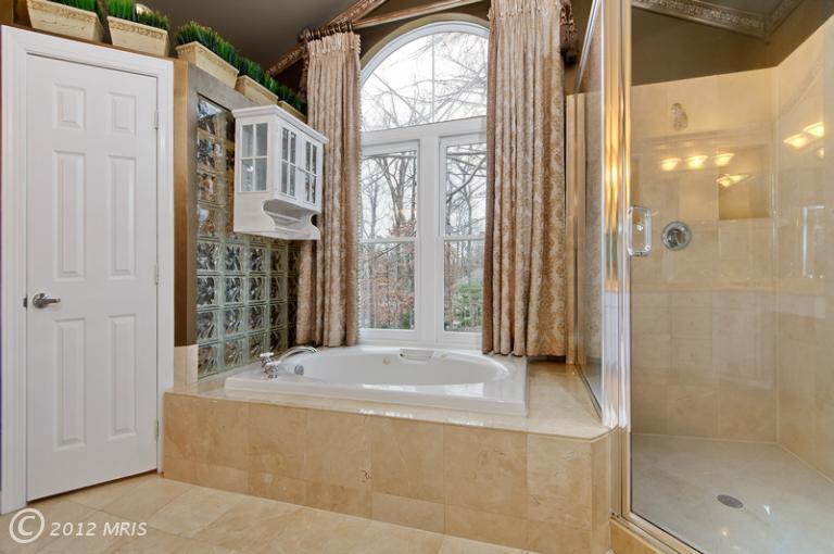 12116 Bennett Road, Herndon, VA 20171