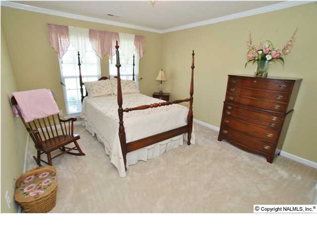 7002 Rose Grove Circle, Owens Cross Roads, AL 35763