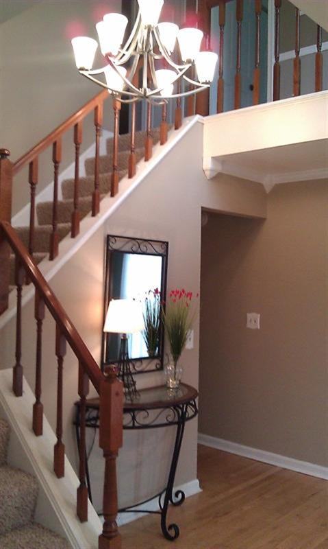 8107 Woodcreek Dr, Florence, KY 41042