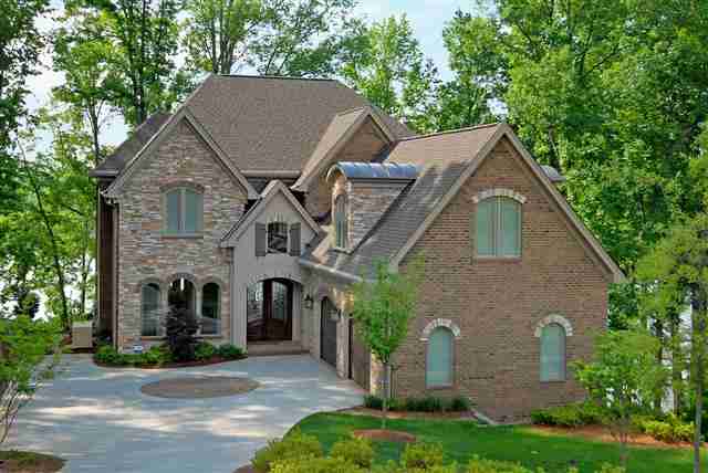 3237 Lake Pointe Drive, Lake Wylie North, North Carolina Homes & Land - Real Estate